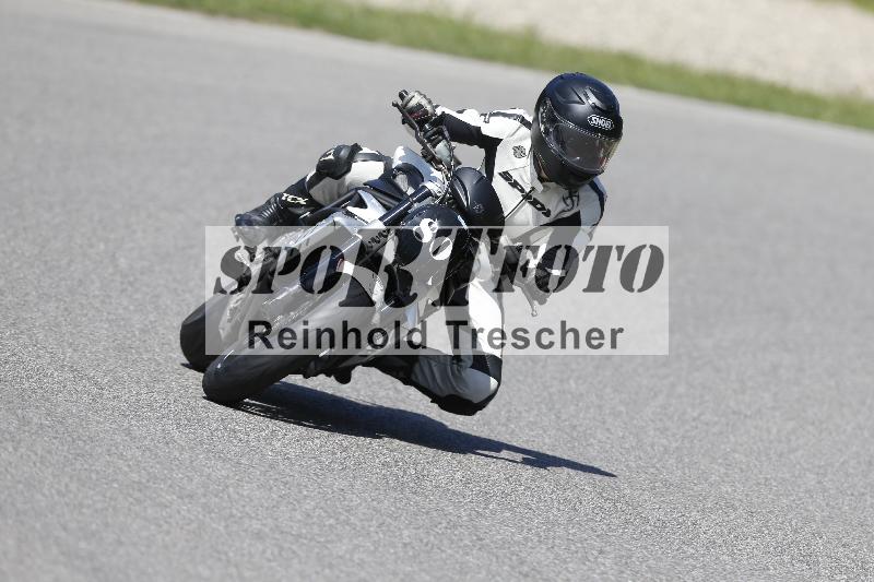 /Archiv-2024/56 10.08.2024 Plüss Moto Sport ADR/Einsteiger/80